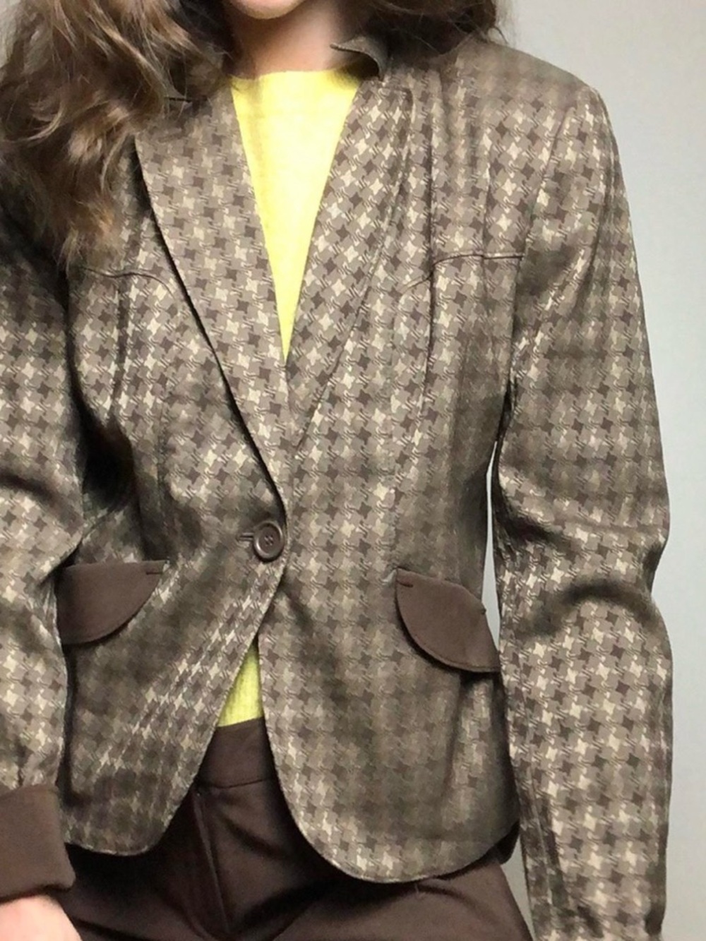 Max Studio Brown Houndstooth Blazer with Dark Brown Trim